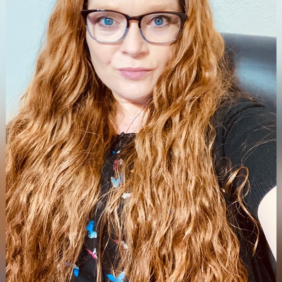 Meet this Posher - Picture 5 of 6